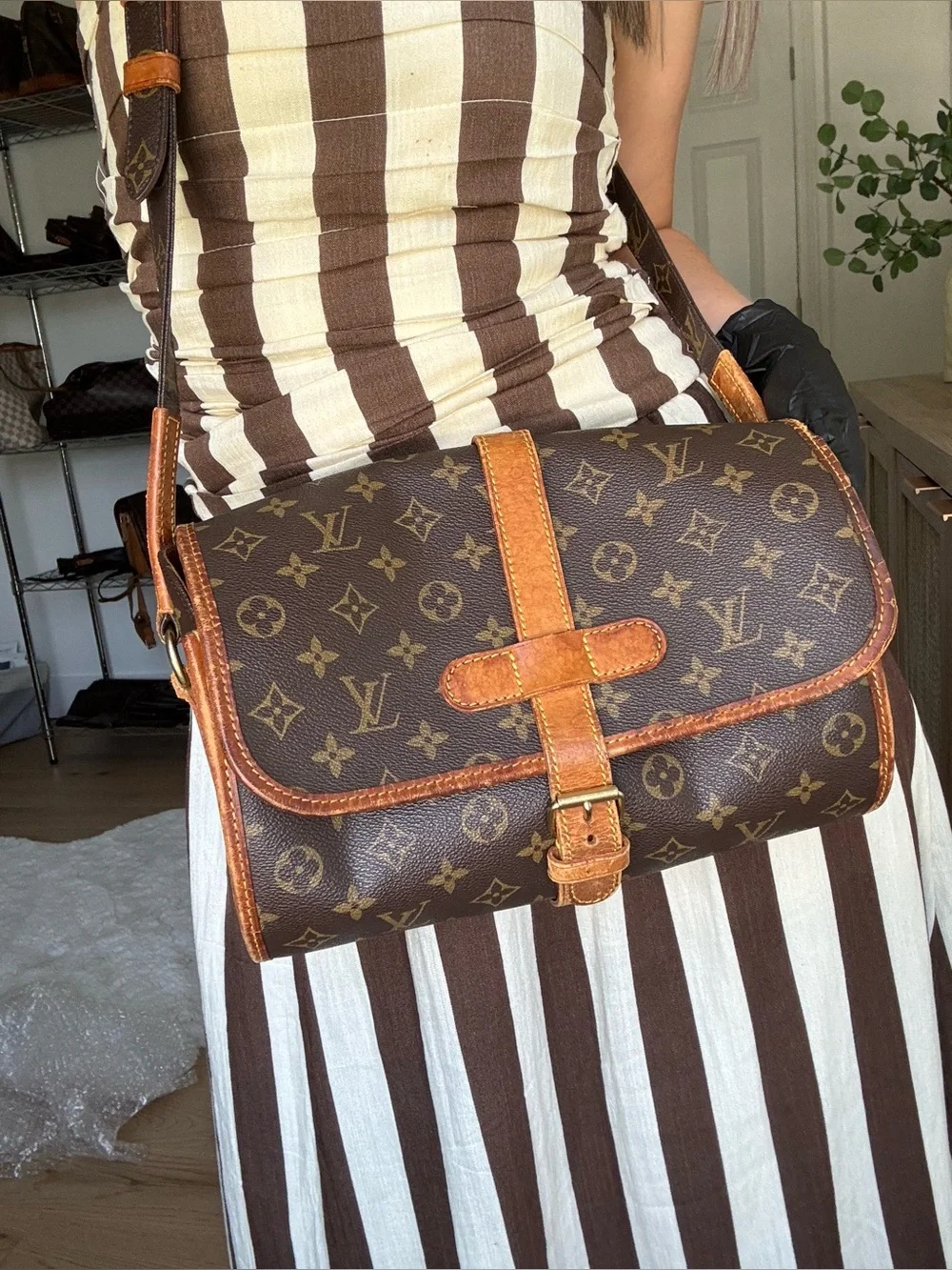 ✅AUTH✅LOUIS VUITTON MARNE CROSSBODY BAG